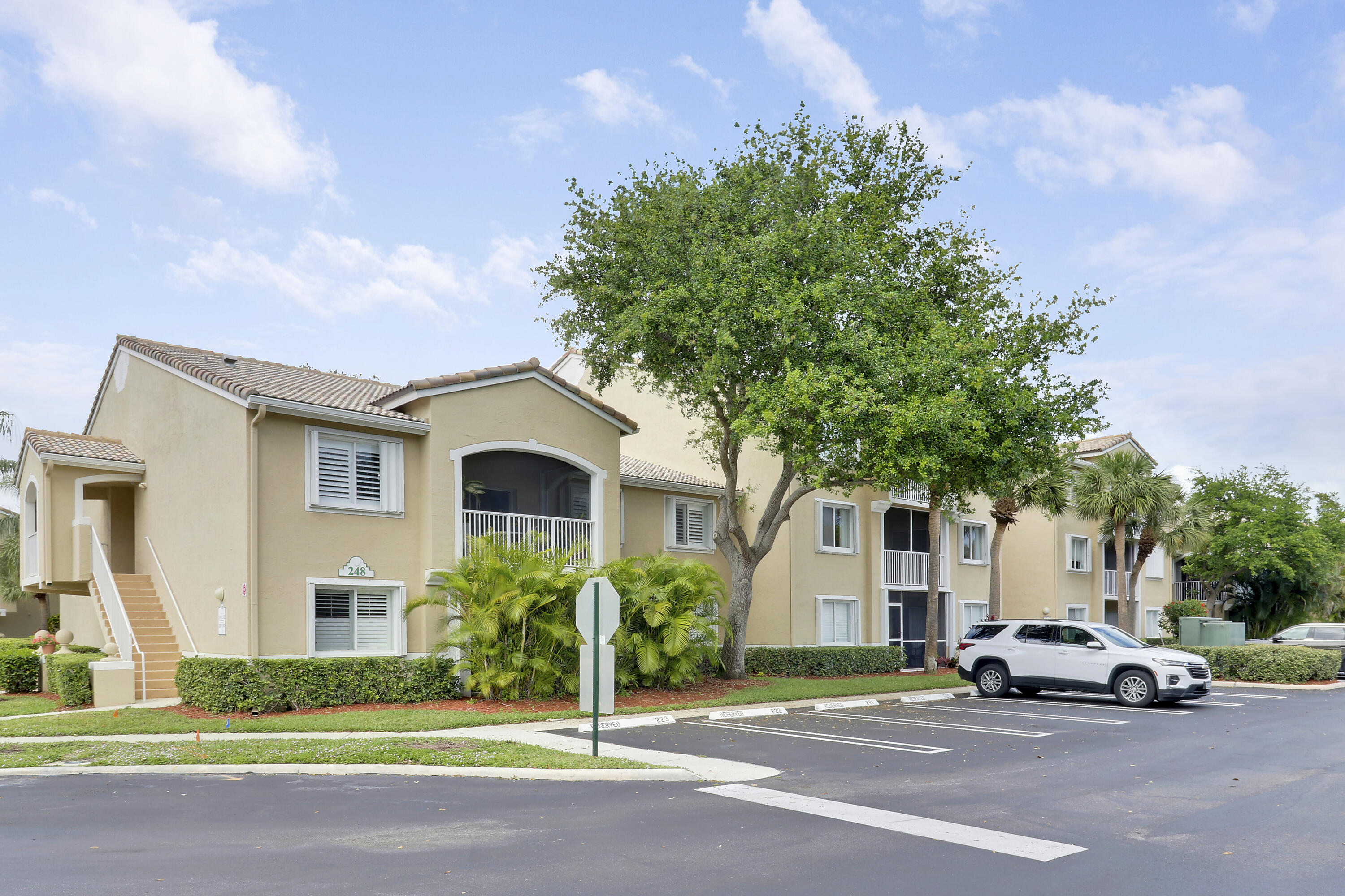 Property for Sale at 248 Village Boulevard 3203, Tequesta, Palm Beach County, Florida - Bedrooms: 2 
Bathrooms: 2  - $329,000