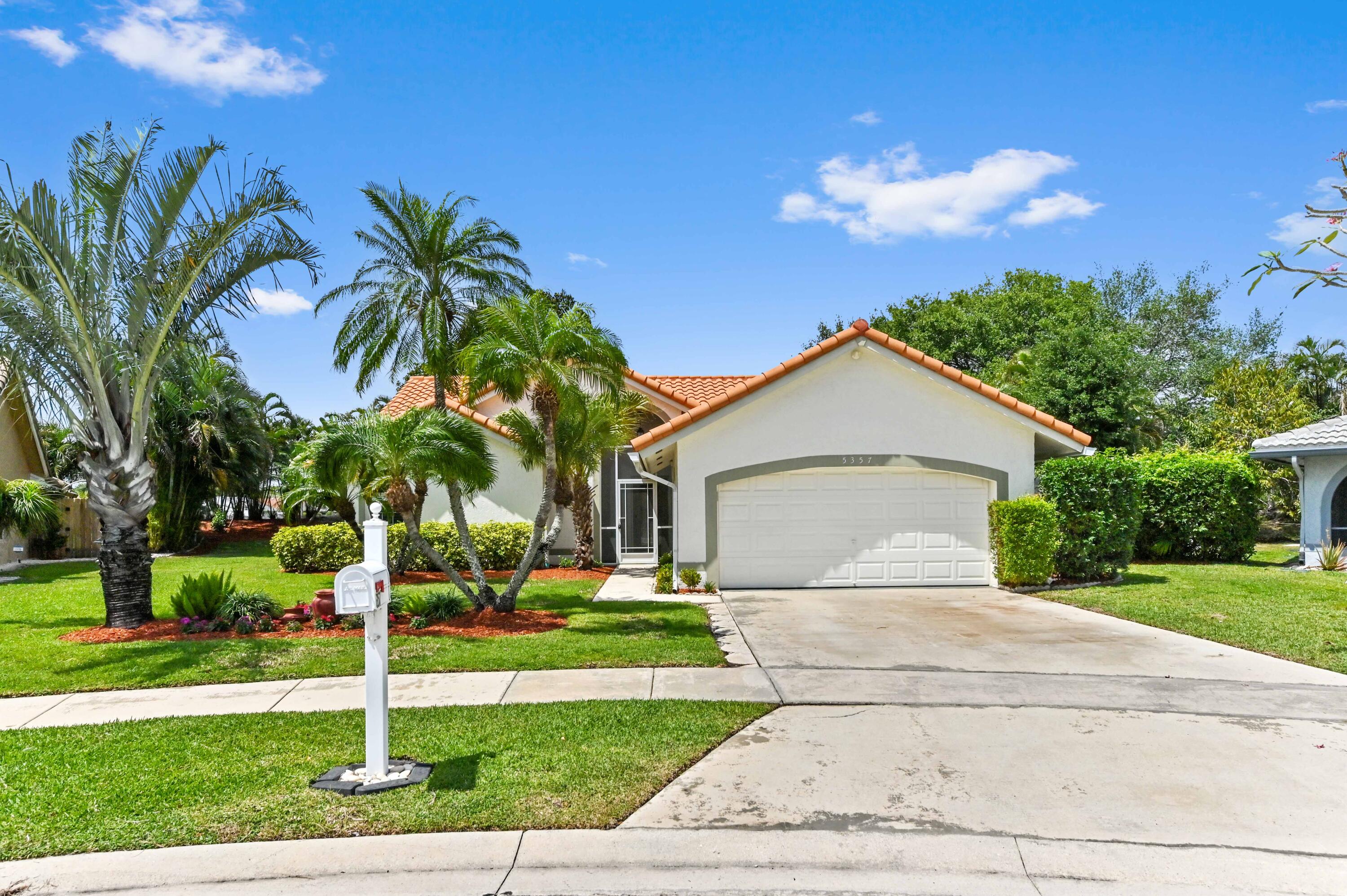 Property for Sale at 5357 Helene Circle, Boynton Beach, Palm Beach County, Florida - Bedrooms: 3 
Bathrooms: 2  - $525,000