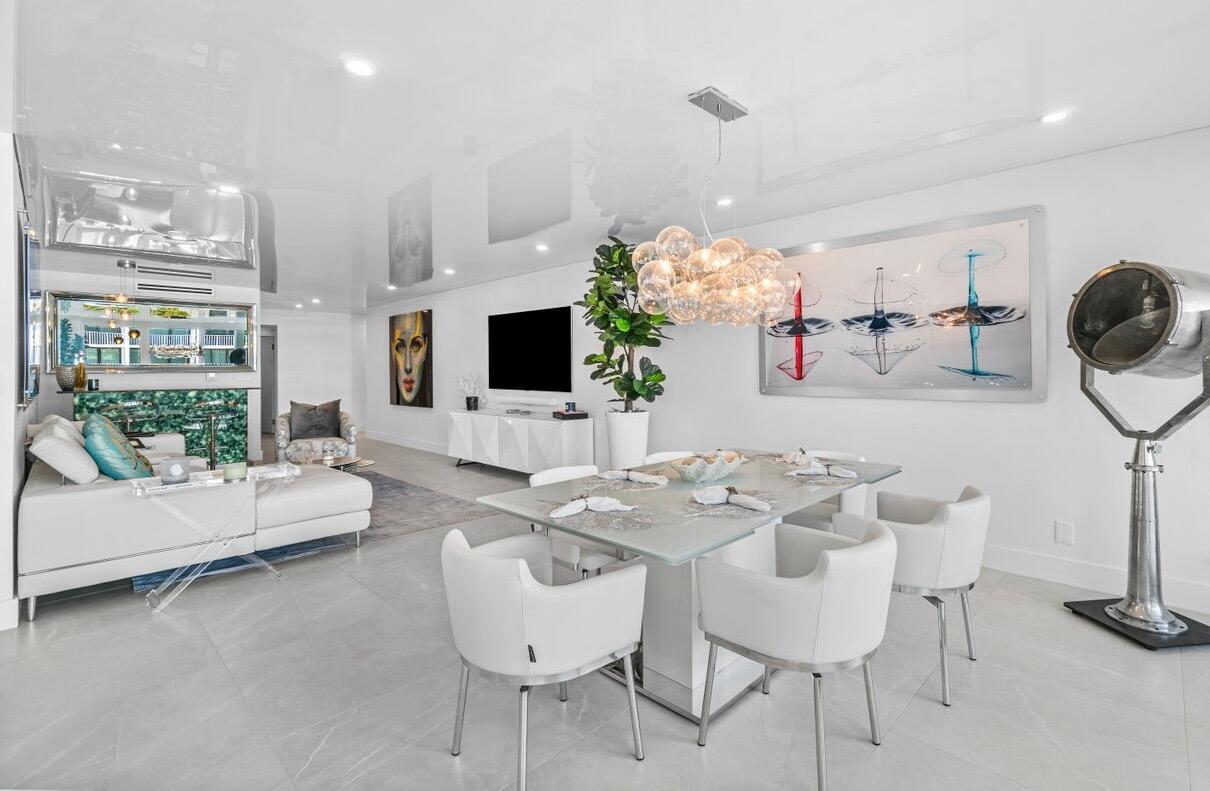 Property for Sale at 2784 S Ocean Boulevard 105S, Palm Beach, Palm Beach County, Florida - Bedrooms: 2 
Bathrooms: 2  - $1,650,000