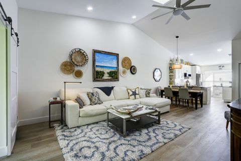 Photo of 10976 SE Sea Pines Circle, Hobe Sound, FL 33455 (MLS # RX-11121997)