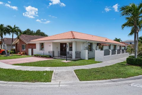 Photo of 13401 SW 30th Street, Miami, FL 33175 (MLS # RX-11112280)