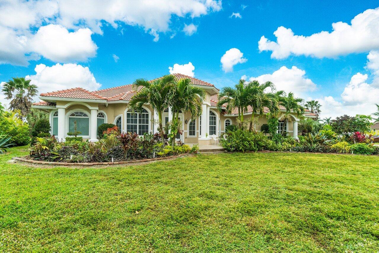 Property for Sale at 2382 Prarieview Drive, Loxahatchee, Palm Beach County, Florida - Bedrooms: 4 
Bathrooms: 4  - $1,550,000