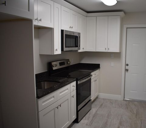 Photo of 207 Southland Drive #4, Fort Pierce, FL 34982 (MLS # RX-11123943)
