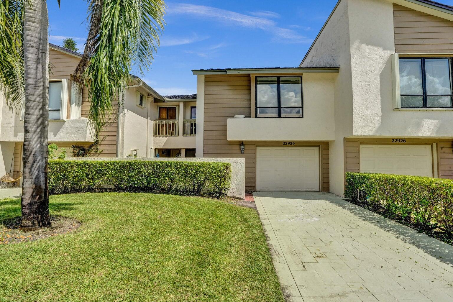 Property for Sale at 22924 Ironwedge Drive, Boca Raton, Palm Beach County, Florida - Bedrooms: 3 
Bathrooms: 2.5  - $499,500