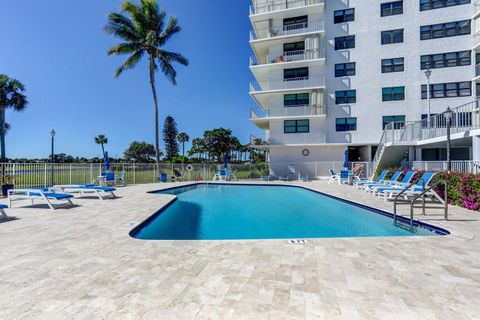 Photo of 336 Golfview Road #203, North Palm Beach, FL 33408 (MLS # RX-11127034)