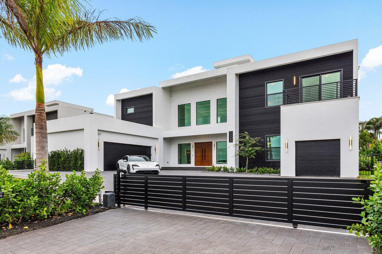Property for Sale at 13440 Us Highway 1, Juno Beach, Palm Beach County, Florida - Bedrooms: 6 
Bathrooms: 5.5  - $5,250,000