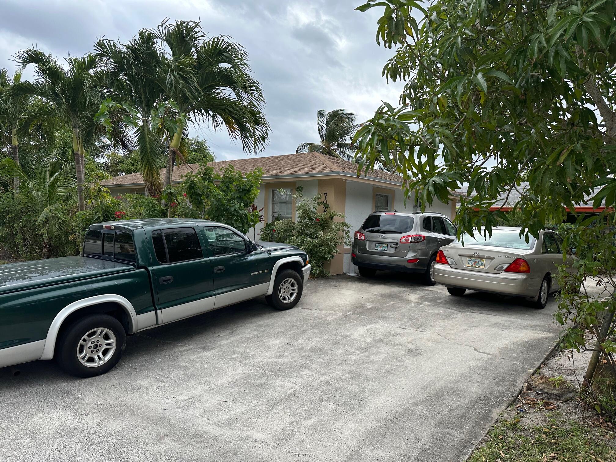702 Sw 7th Street, Delray Beach, Palm Beach County, Florida - 3 Bedrooms  
2 Bathrooms - 