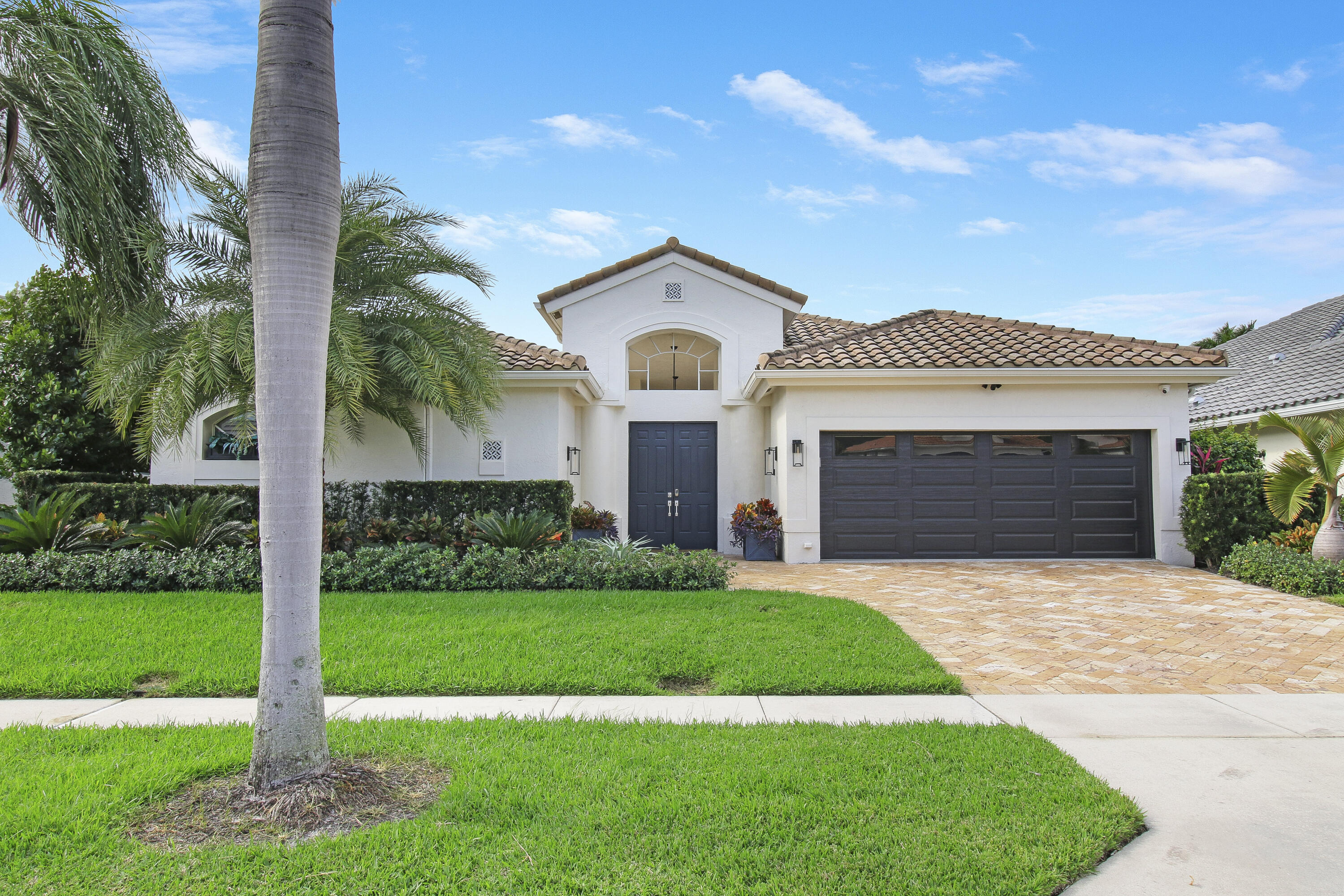 7606 La Corniche Circle, Boca Raton, Palm Beach County, Florida - 3 Bedrooms  
3.5 Bathrooms - 