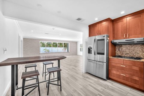 Tiny photo for 850 W Camino Real Real, Boca Raton, FL 33486 (MLS # RX-11098393)