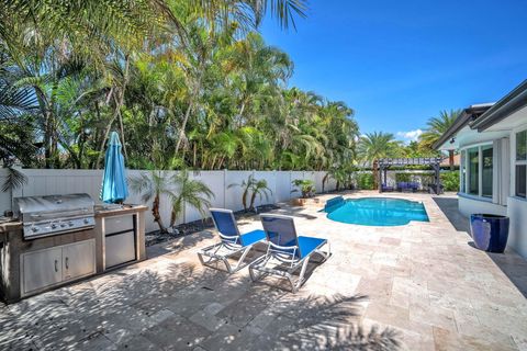 Tiny photo for 850 W Camino Real Real, Boca Raton, FL 33486 (MLS # RX-11098393)