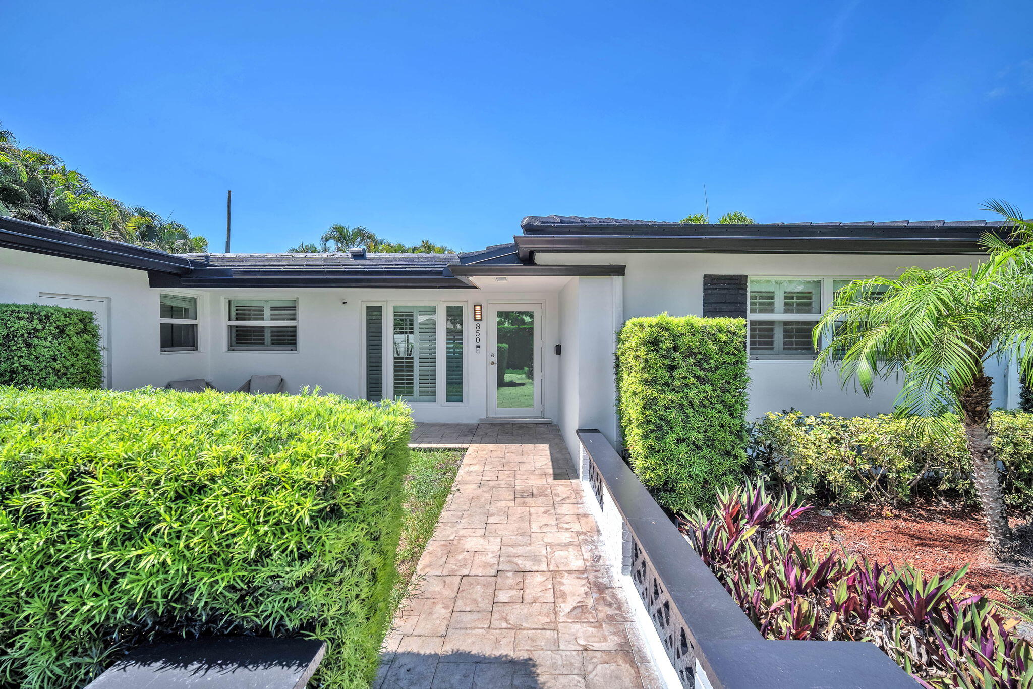 850 W Camino Real Real, Boca Raton, Palm Beach County, Florida - 3 Bedrooms  
2 Bathrooms - 