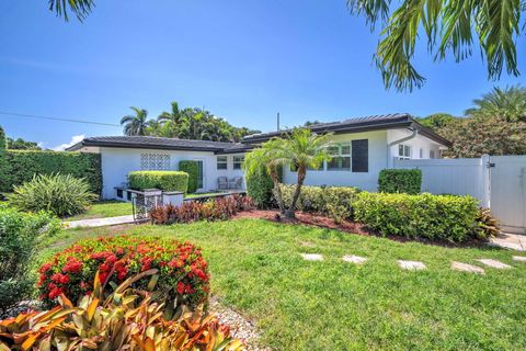 Tiny photo for 850 W Camino Real Real, Boca Raton, FL 33486 (MLS # RX-11098393)