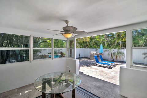 Tiny photo for 850 W Camino Real Real, Boca Raton, FL 33486 (MLS # RX-11098393)