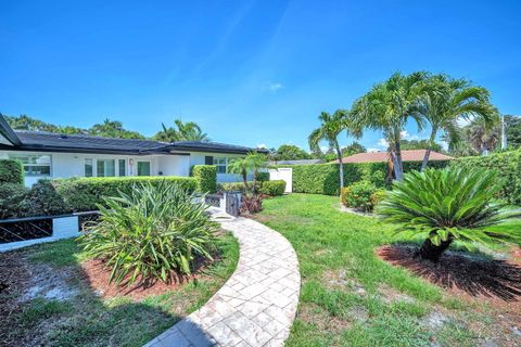 Tiny photo for 850 W Camino Real Real, Boca Raton, FL 33486 (MLS # RX-11098393)