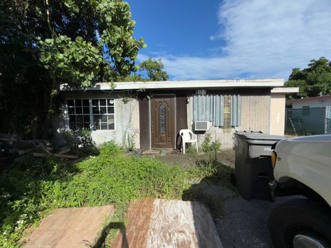 Photo of 1286 Rainbow Avenue, West Palm Beach, FL 33406 (MLS # RX-11127308)