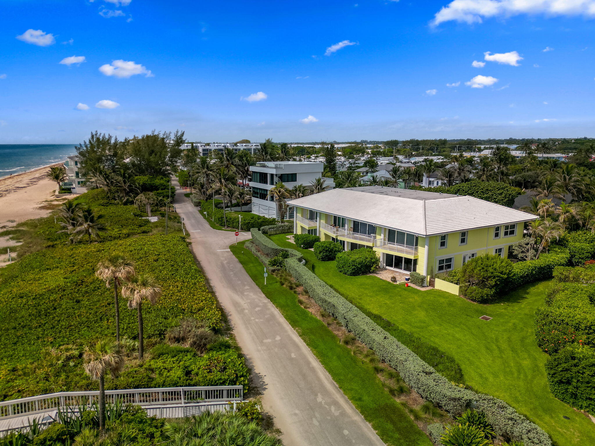 Property for Sale at 5111 N Ocean Boulevard B, Ocean Ridge, Palm Beach County, Florida - Bedrooms: 3 
Bathrooms: 2.5  - $2,280,000
