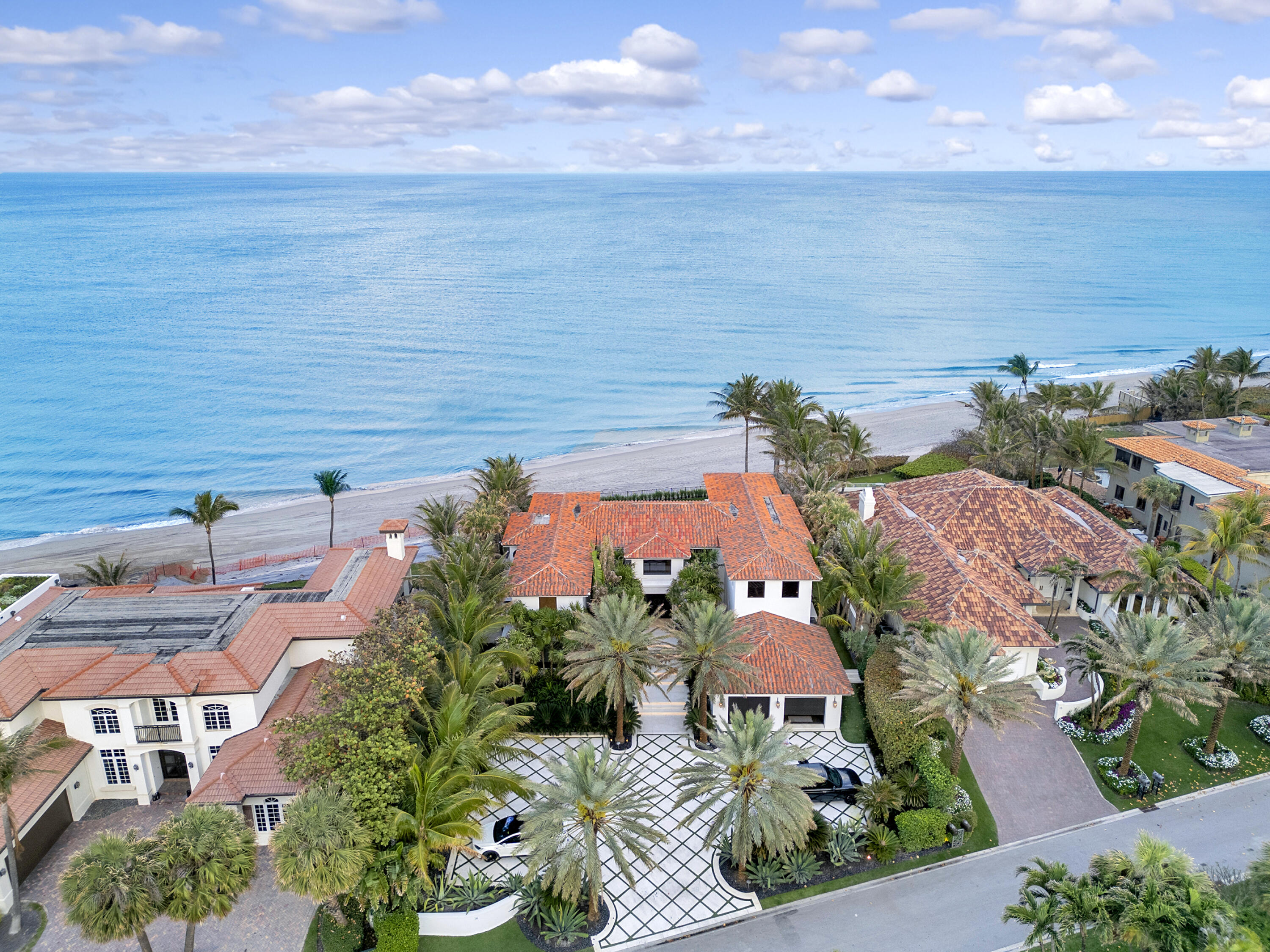 Property for Sale at 14 Ocean Drive, Jupiter Inlet Colony, Palm Beach County, Florida - Bedrooms: 5 
Bathrooms: 7.5  - $19,500,000