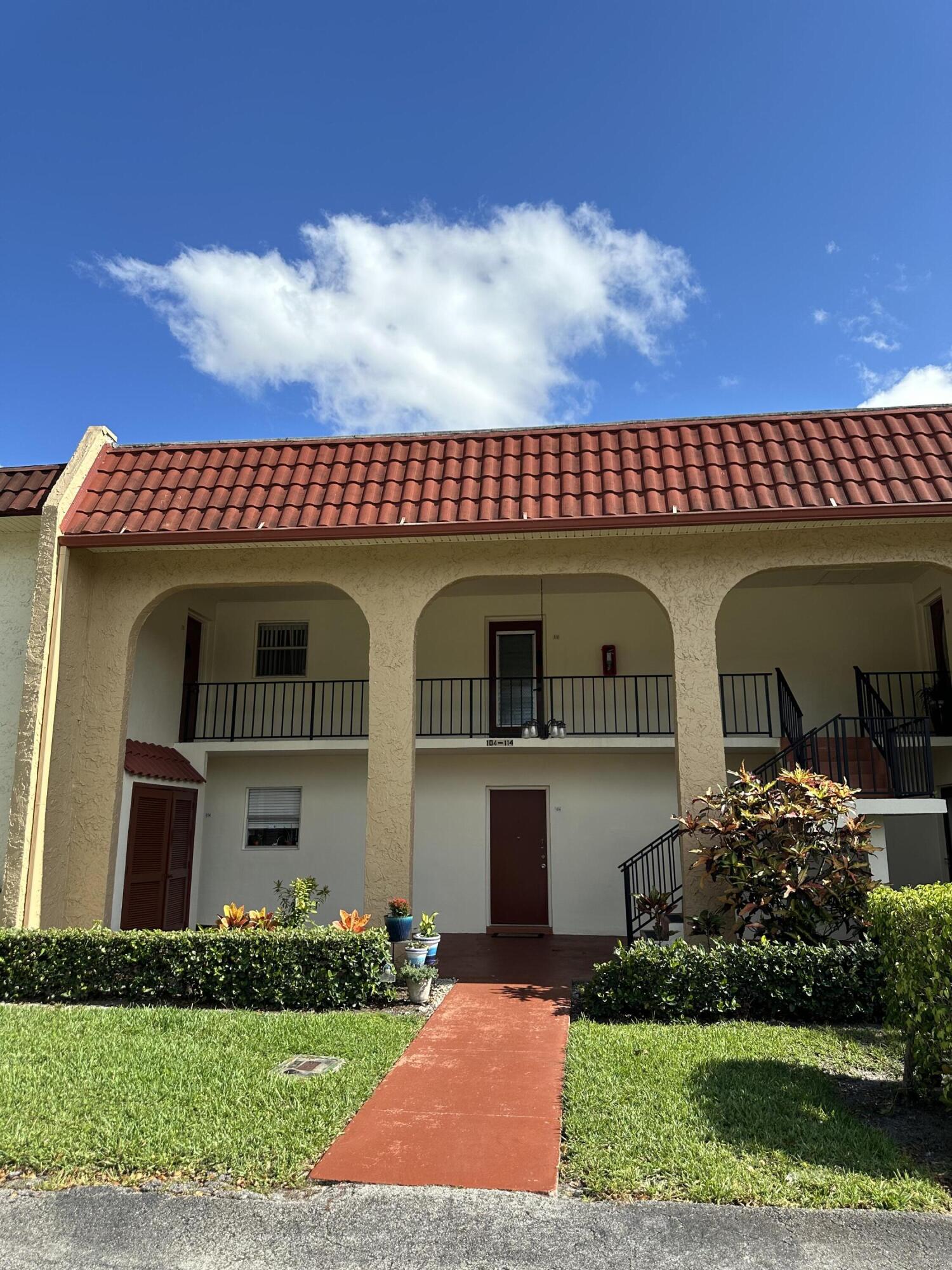 Property for Sale at 112 Lake Evelyn Drive 112, West Palm Beach, Palm Beach County, Florida - Bedrooms: 2 
Bathrooms: 2  - $199,900