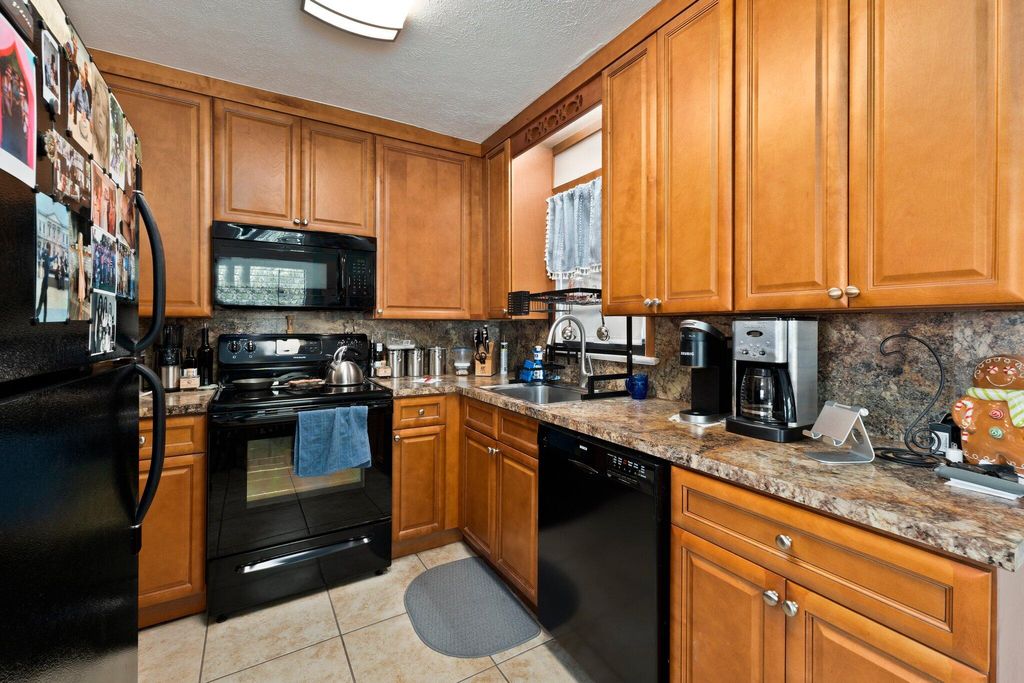 Photo of 1136 SE Osceola Street, Stuart, FL 34996 (MLS # RX-11061636)