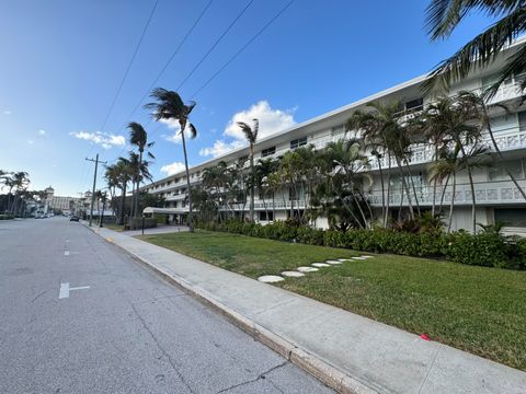 Photo of 139 Sunrise Avenue #1090, Palm Beach, FL 33480 (MLS # RX-11095584)