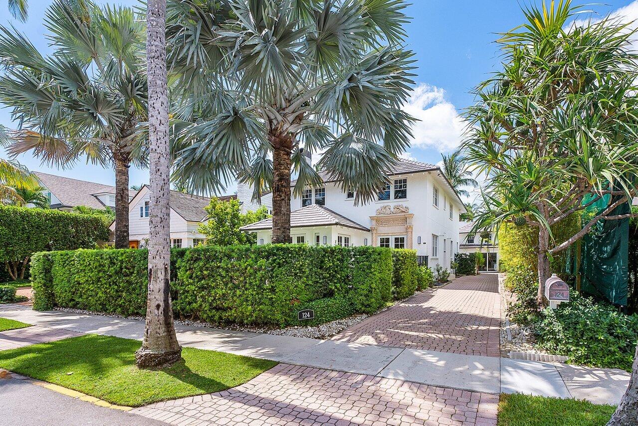 Property for Sale at 124 Seabreeze Ave, Palm Beach, Palm Beach County, Florida - Bedrooms: 3 
Bathrooms: 4  - $8,495,000