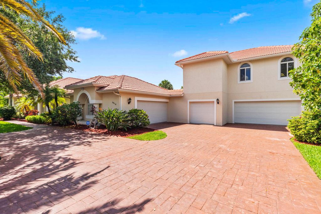 Photo of 2616 SW River Shore Drive, Port Saint Lucie, FL 34984 (MLS # RX-10806630)