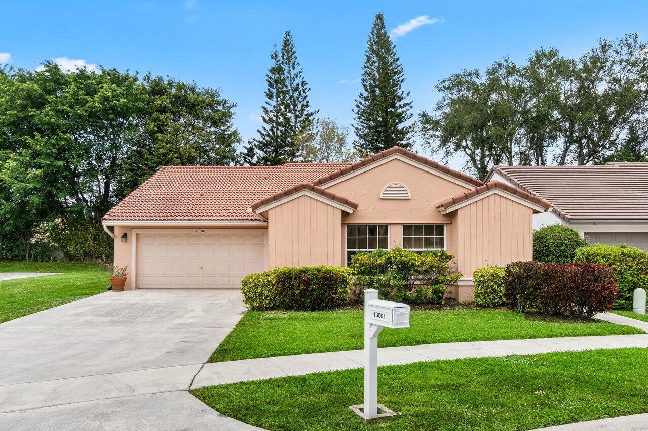 10001 Country Brook Road, Boca Raton, Palm Beach County, Florida - 3 Bedrooms  
2 Bathrooms - 