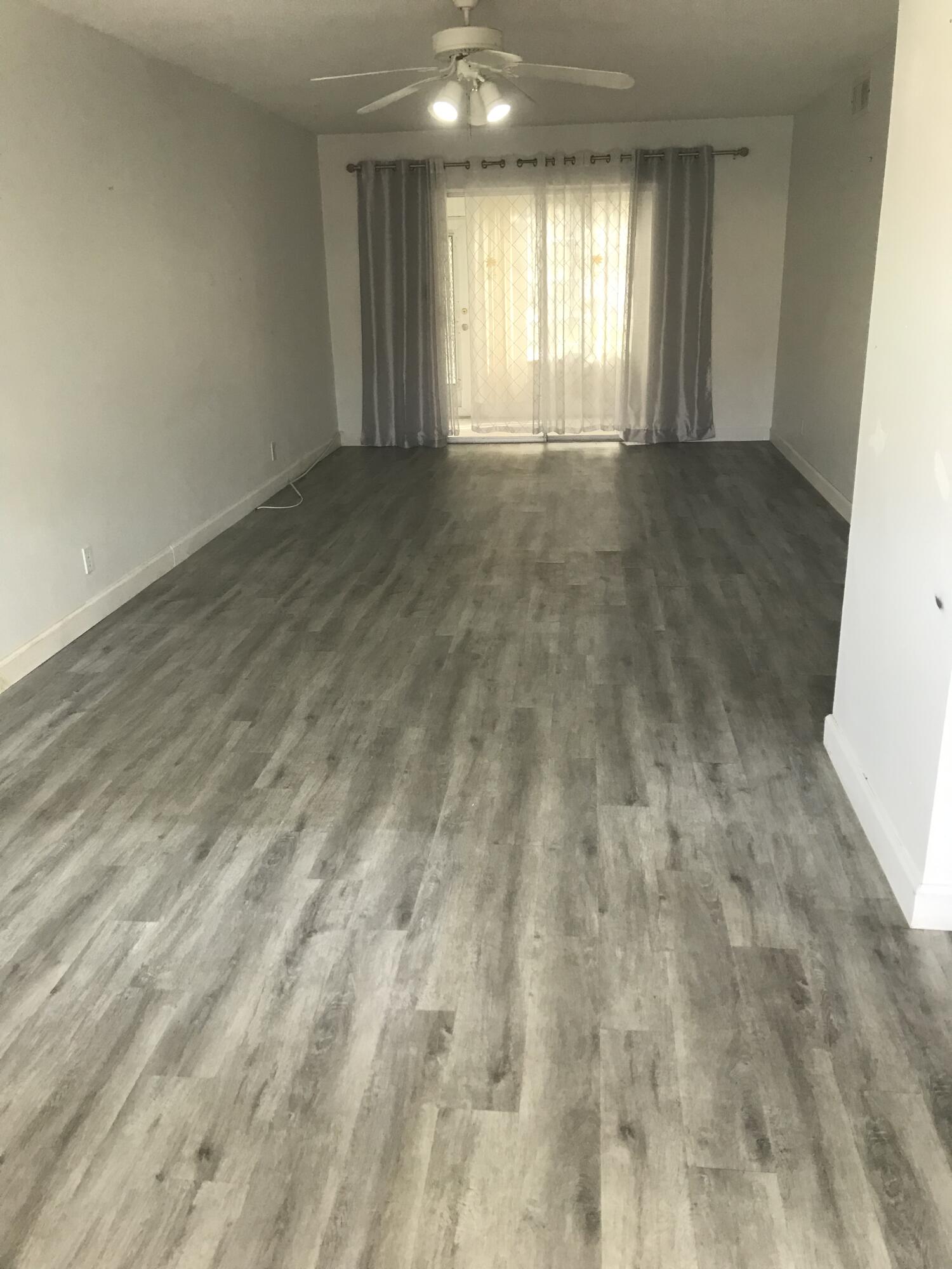 Property for Sale at 2102 Ne 1st Way 104, Boynton Beach, Palm Beach County, Florida - Bedrooms: 1 
Bathrooms: 1.5  - $96,777
