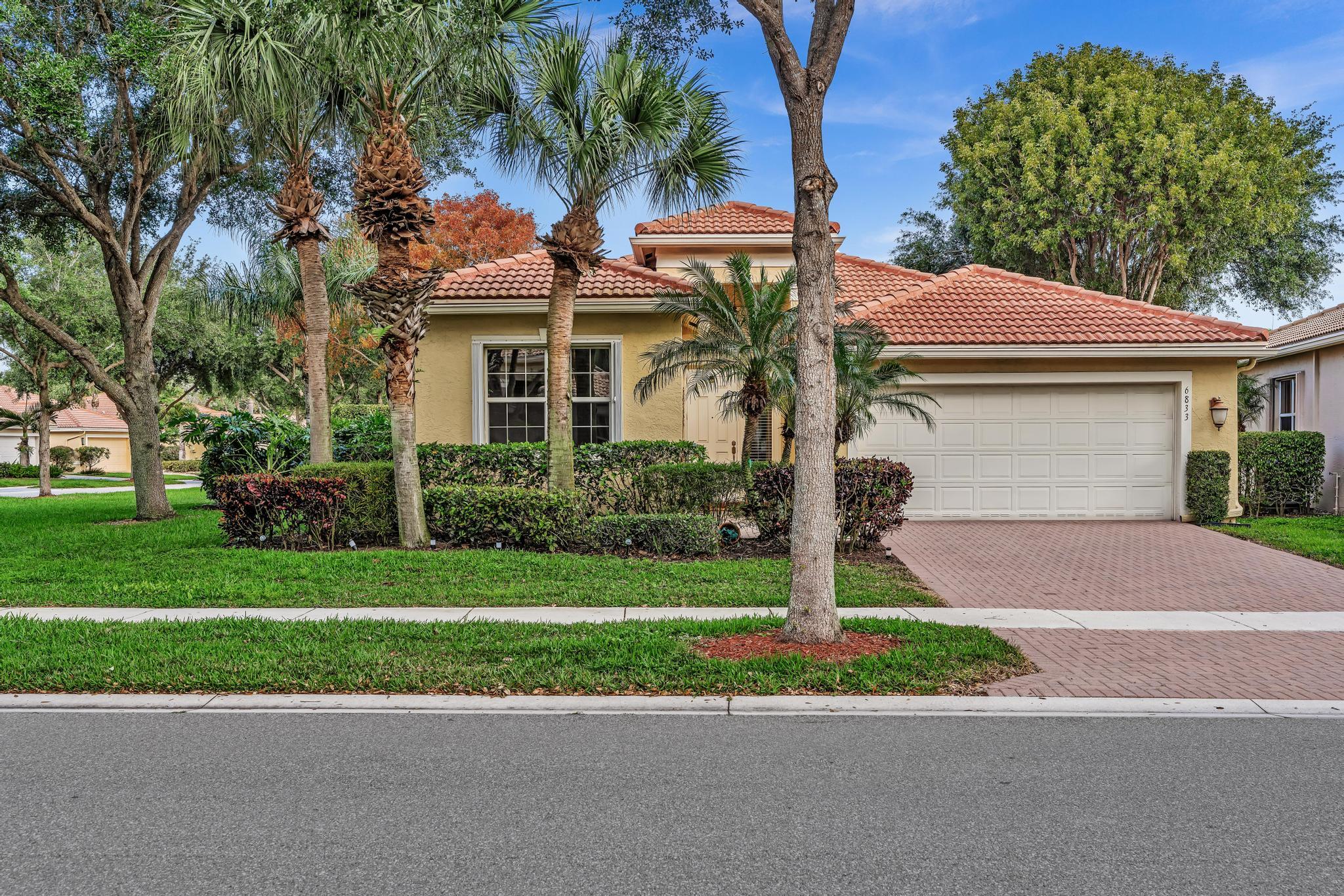 6833 Watertown Drive, Boynton Beach, Palm Beach County, Florida - 3 Bedrooms  
2 Bathrooms - 