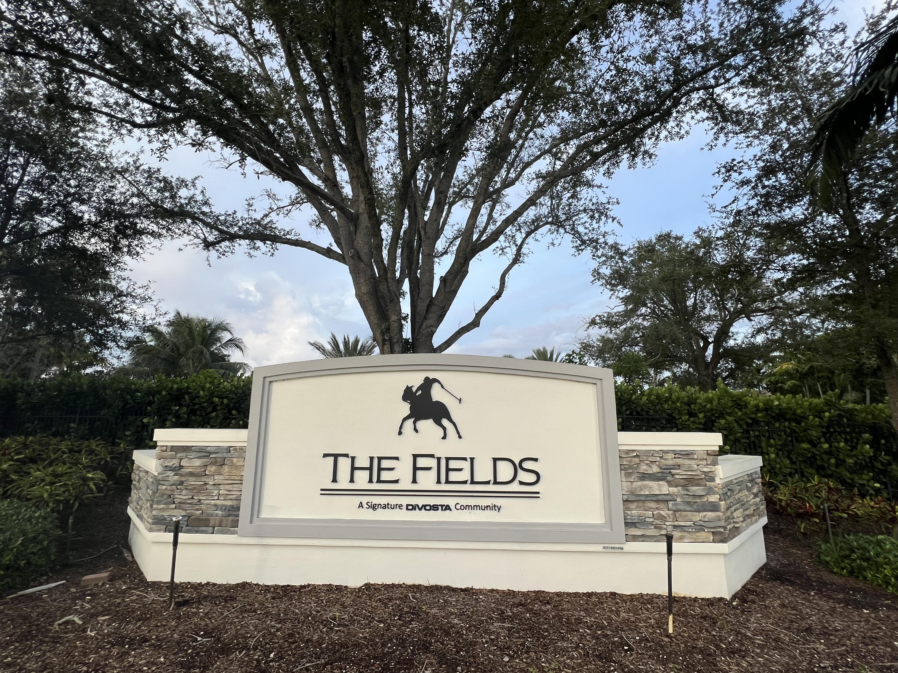4582 San Fratello Circle, Lake Worth, Palm Beach County, Florida - 3 Bedrooms  
2.5 Bathrooms - 