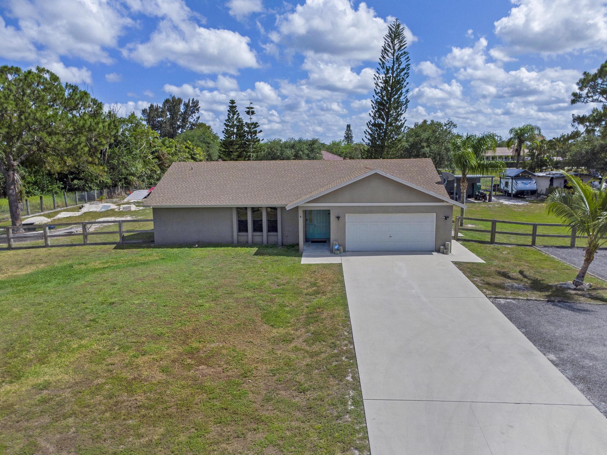 16280 E Burns Drive, Loxahatchee, Palm Beach County, Florida - 3 Bedrooms  
2 Bathrooms - 