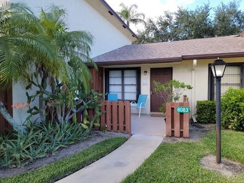 Photo of 8083 SE Villa Circle, Hobe Sound, FL 33455 (MLS # RX-11127309)