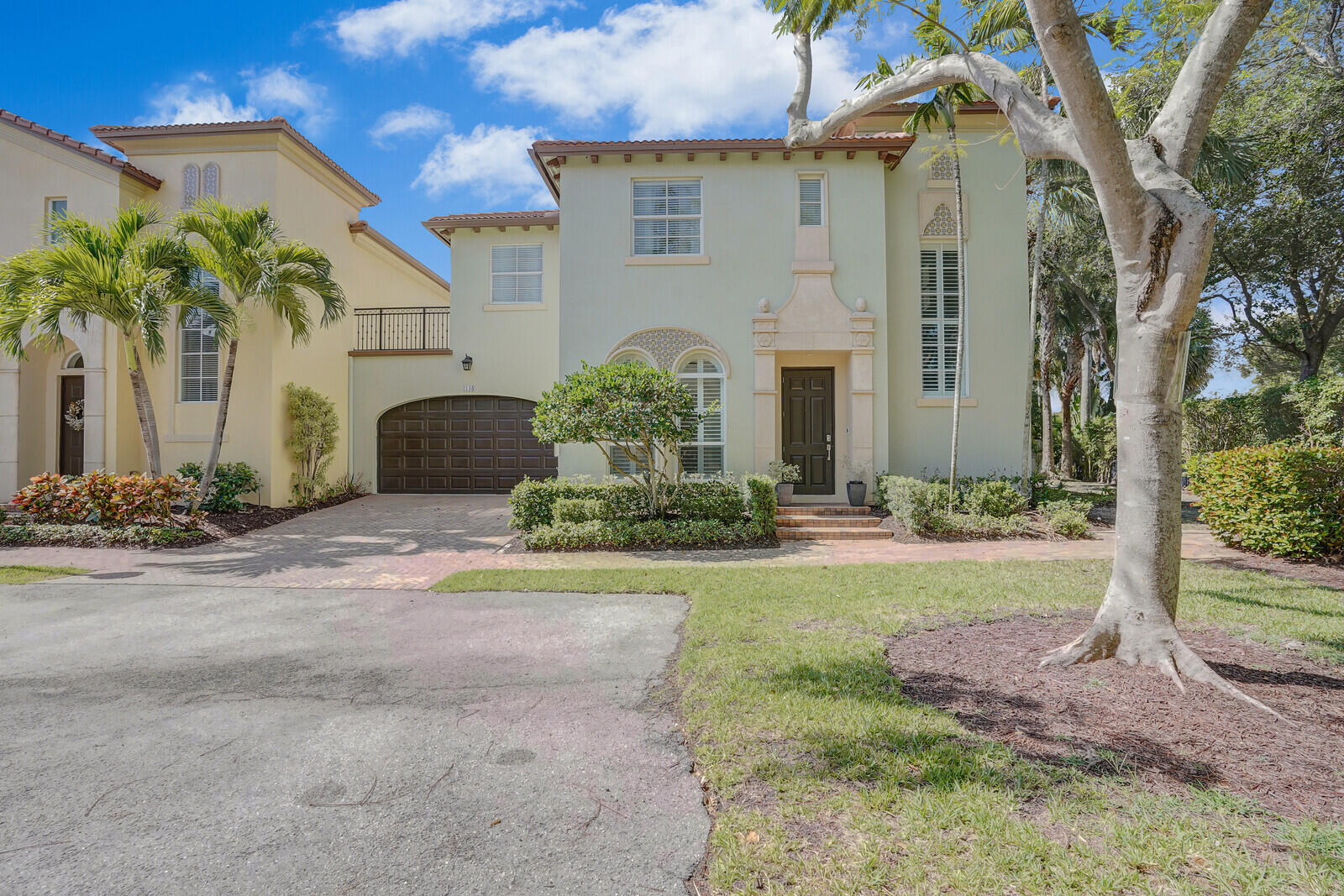 Property for Sale at 138 Via Palma Lane, Boca Raton, Palm Beach County, Florida - Bedrooms: 4 
Bathrooms: 3  - $915,000