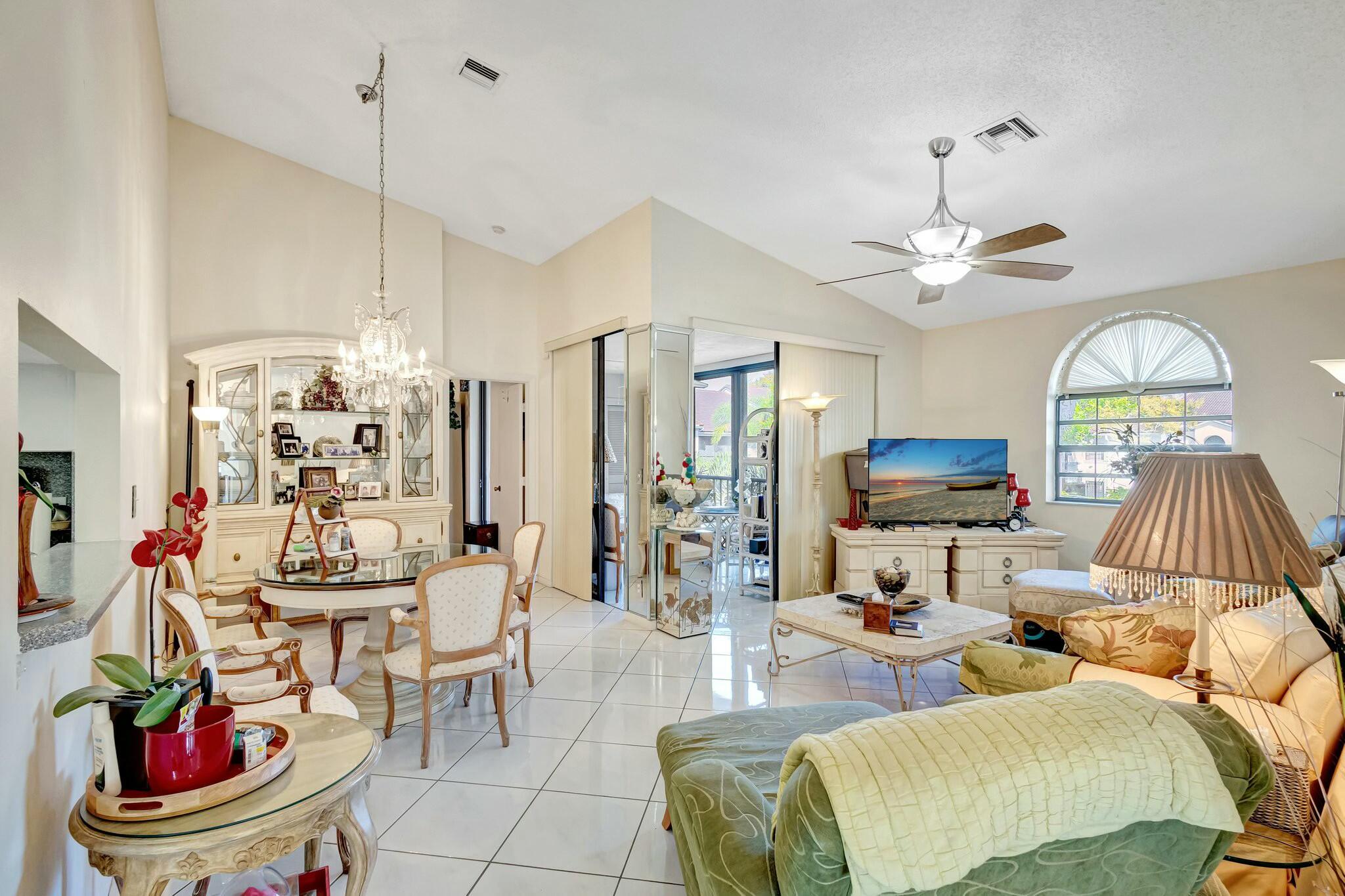 5450 Verona Drive O, Boynton Beach, Palm Beach County, Florida - 2 Bedrooms  
2 Bathrooms - 
