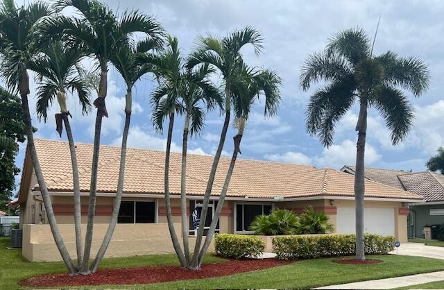 9776 Sun Pointe Drive, Boynton Beach, Palm Beach County, Florida - 3 Bedrooms  
2 Bathrooms - 