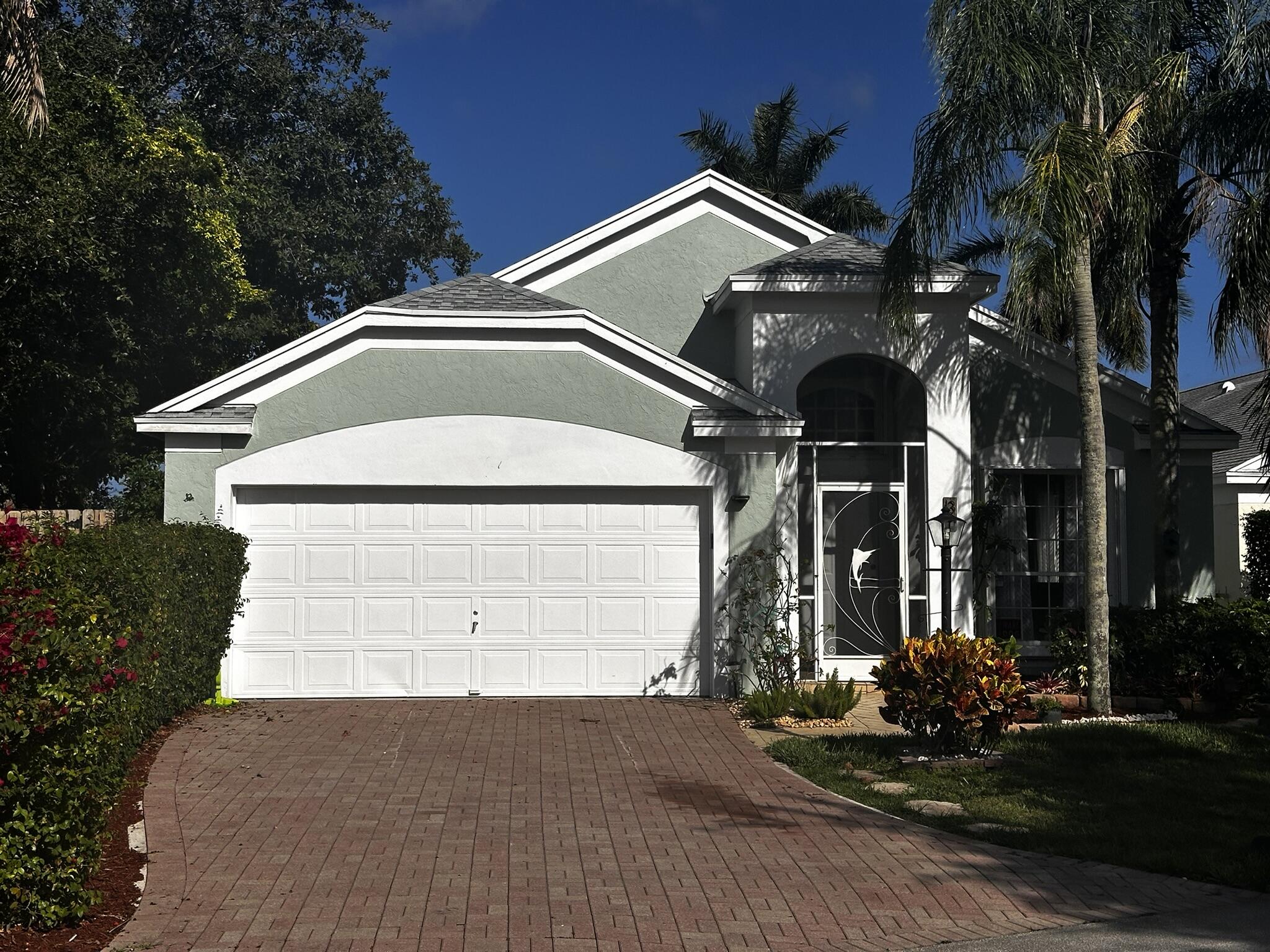 30 Swallow Drive, Boynton Beach, Palm Beach County, Florida - 3 Bedrooms  
2 Bathrooms - 