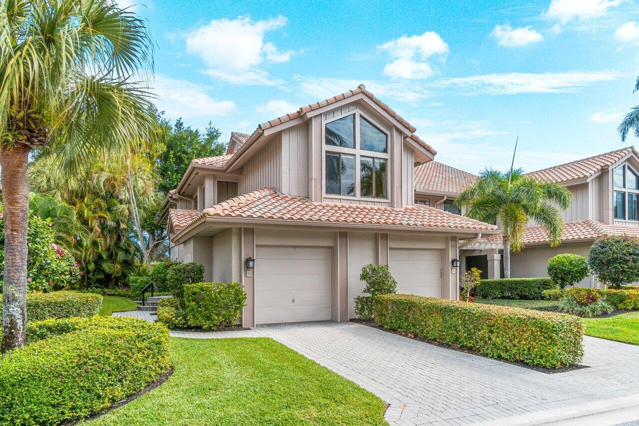 Property for Sale at 16844 Isle Of Palms Drive B, Delray Beach, Palm Beach County, Florida - Bedrooms: 3 
Bathrooms: 2.5  - $799,000