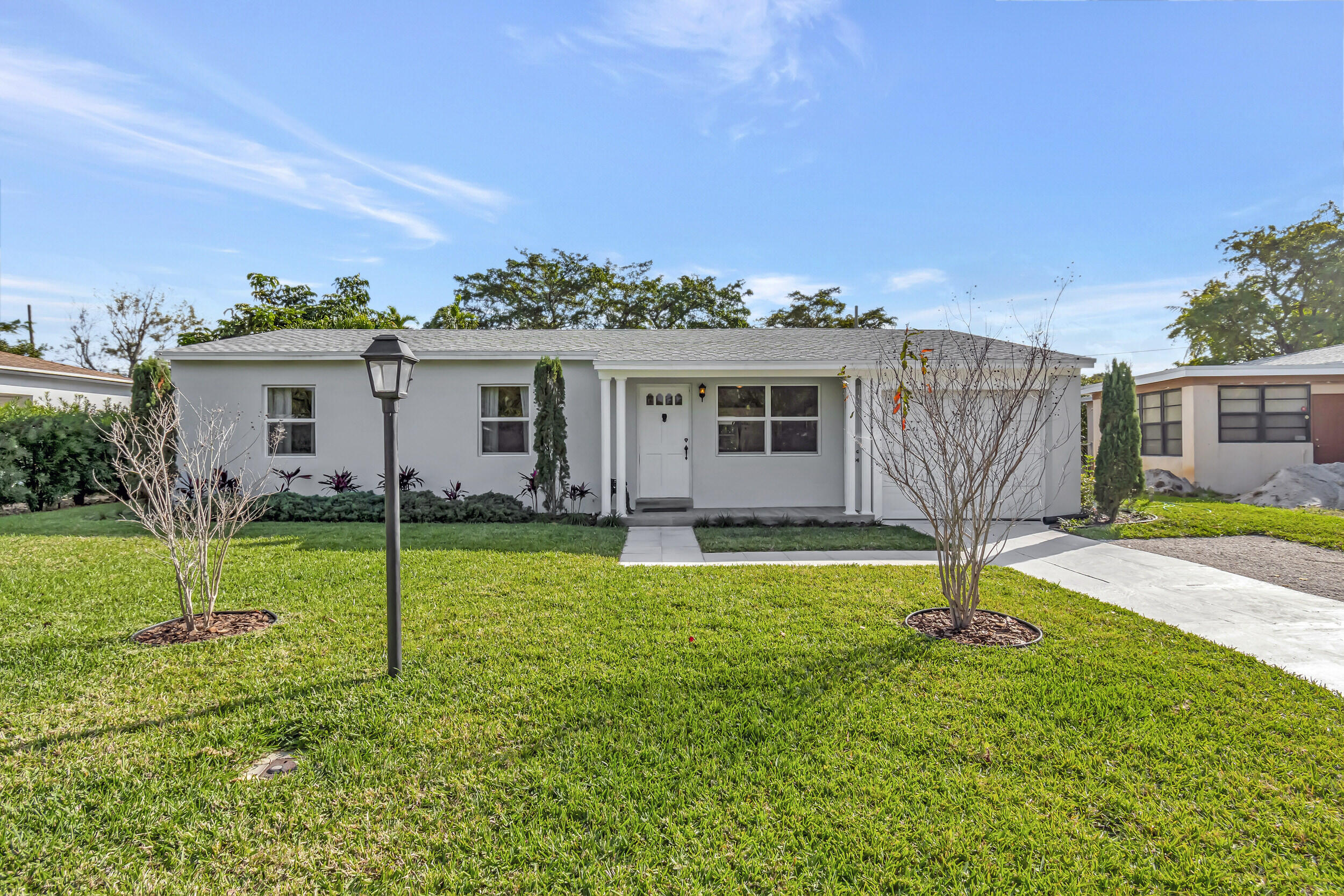 Property for Sale at 234 Ne 20th Street, Delray Beach, Palm Beach County, Florida - Bedrooms: 2 
Bathrooms: 2  - $735,000