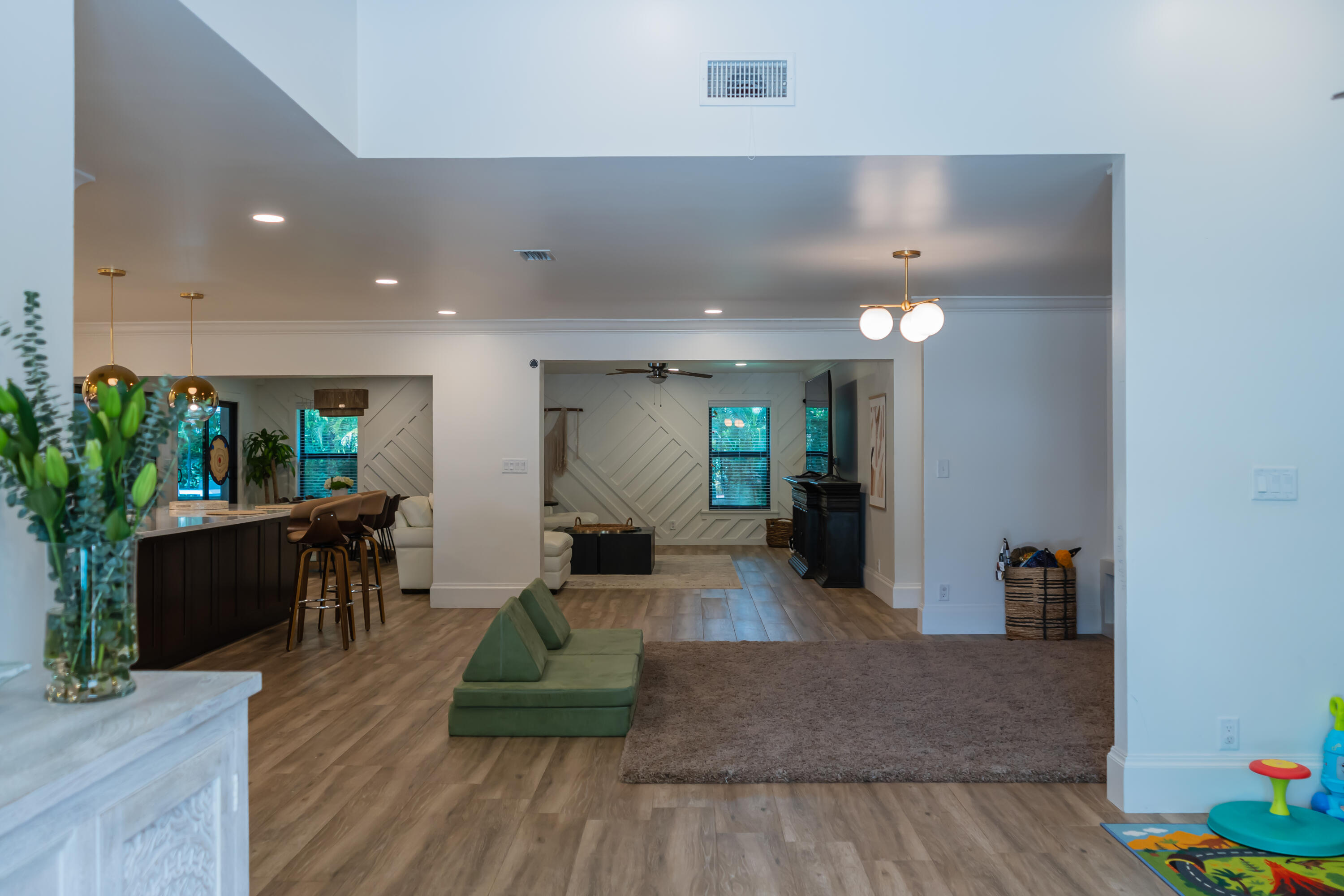4651 Turnberry Court, Boynton Beach, Palm Beach County, Florida - 4 Bedrooms  
2.5 Bathrooms - 