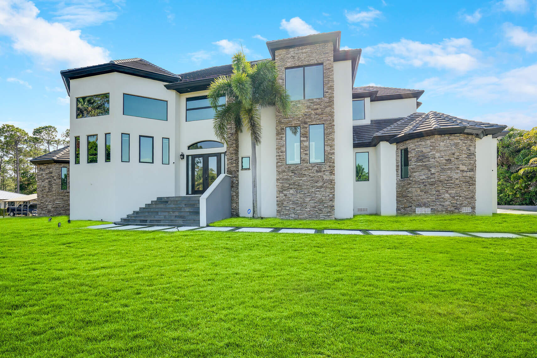 Property for Sale at 16189 Alexander Run, Jupiter, Palm Beach County, Florida - Bedrooms: 5 
Bathrooms: 4.5  - $2,350,777