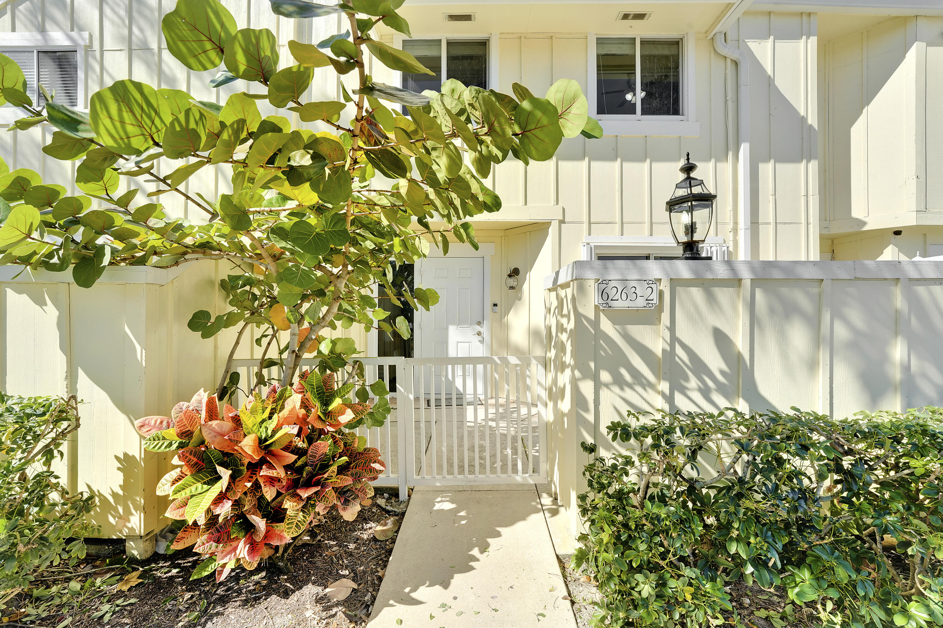 Photo 1 of 6263 Riverwalk Lane 2, Jupiter, Florida, $399,999, Web #: 11073749