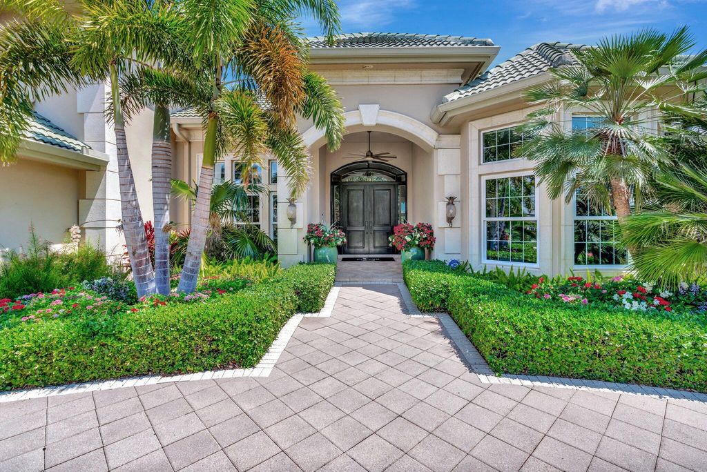Photo of 7701 SE Manhasset Place, Hobe Sound, FL 33455 (MLS # RX-11088877)