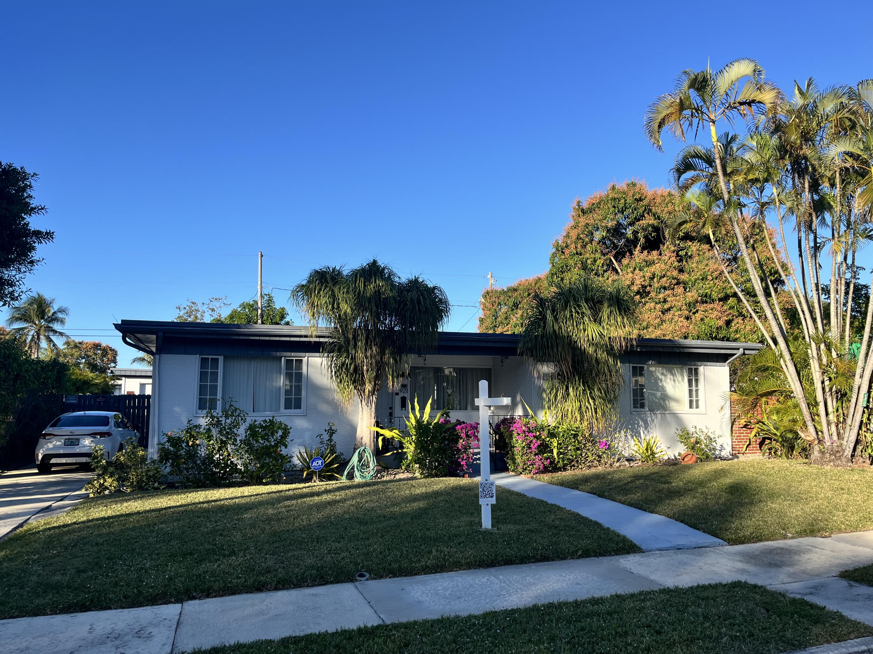 Property for Sale at 921 37th Street, West Palm Beach, Palm Beach County, Florida - Bedrooms: 3 
Bathrooms: 1  - $585,000