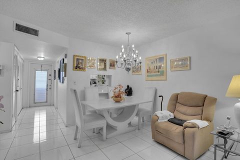 Tiny photo for 2751 E Sunrise Lakes Drive E #204, Sunrise, FL 33322 (MLS # RX-11118210)