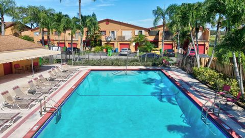 Tiny photo for 2751 E Sunrise Lakes Drive E #204, Sunrise, FL 33322 (MLS # RX-11118210)
