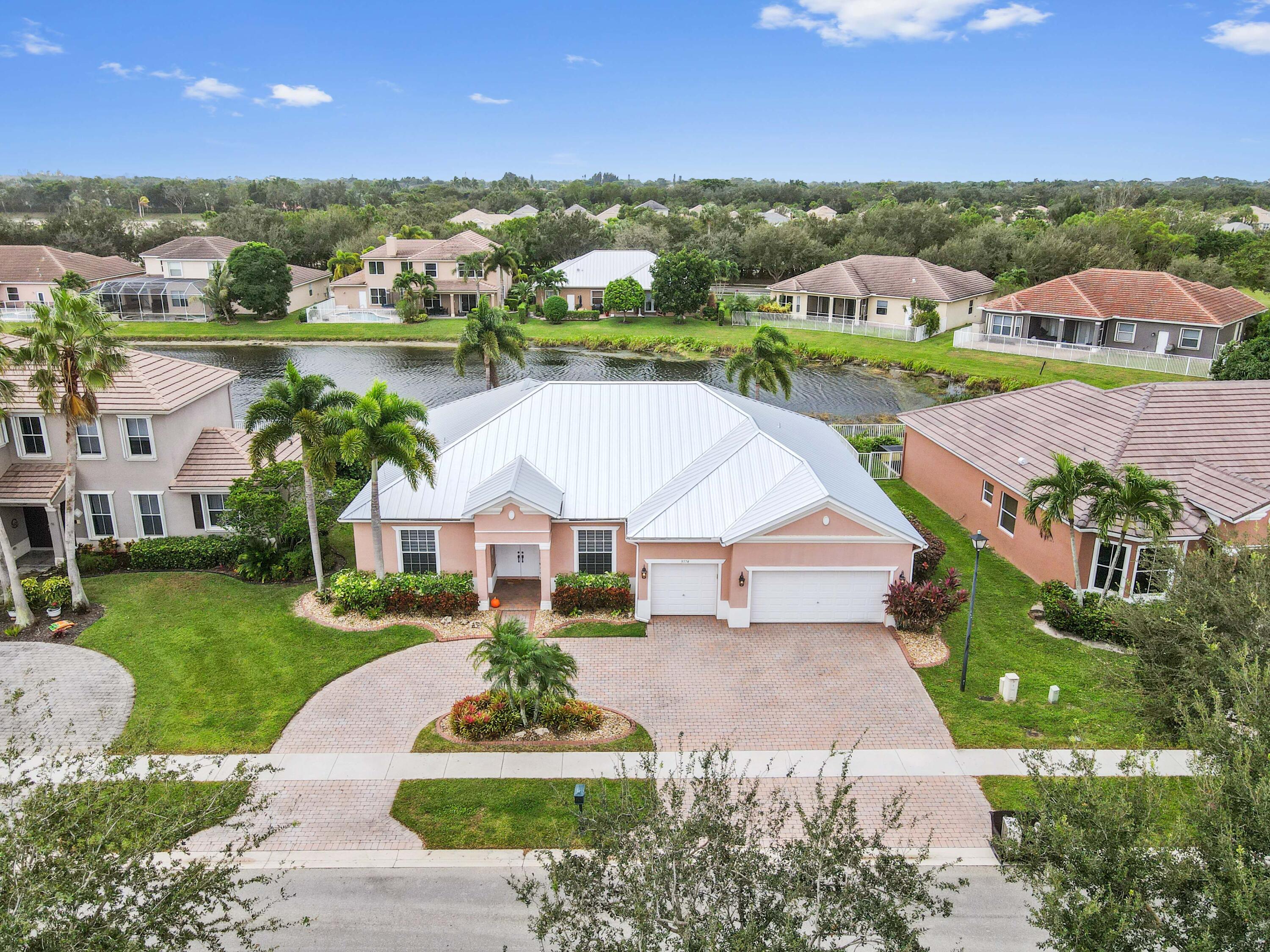 9574 Sedgewood Drive, Lake Worth, Palm Beach County, Florida - 4 Bedrooms  
2.5 Bathrooms - 