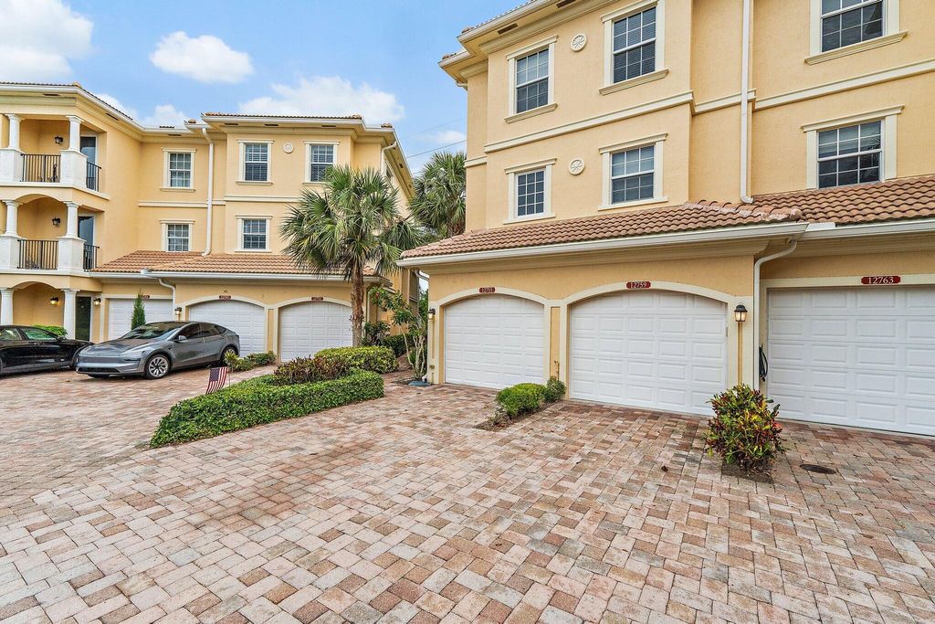 Photo of 12755 SE Old Cypress Drive, Hobe Sound, FL 33455 (MLS # RX-11090104)