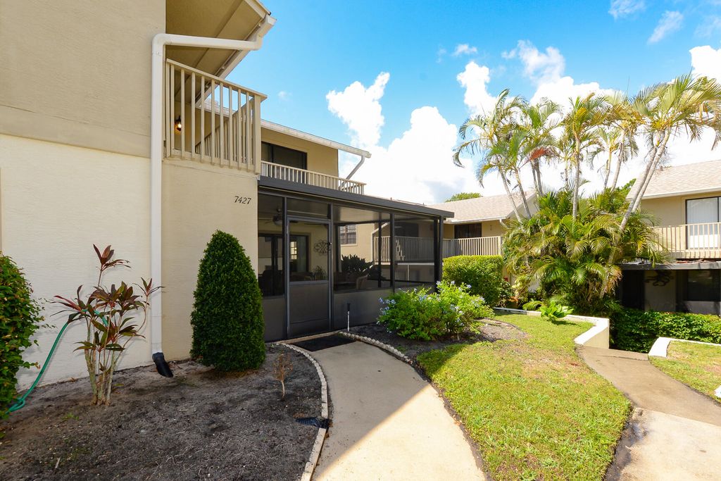 Photo of 7427 SE Jamestown Terrace, Hobe Sound, FL 33455 (MLS # RX-11089573)