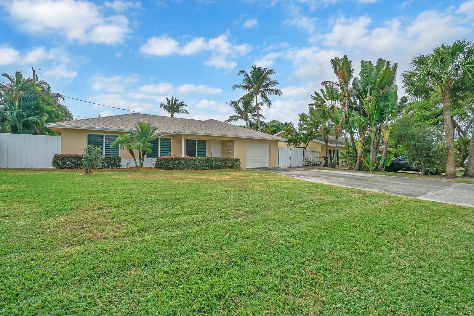 736 Heron Drive, Delray Beach, Palm Beach County, Florida - 3 Bedrooms  
2 Bathrooms - 