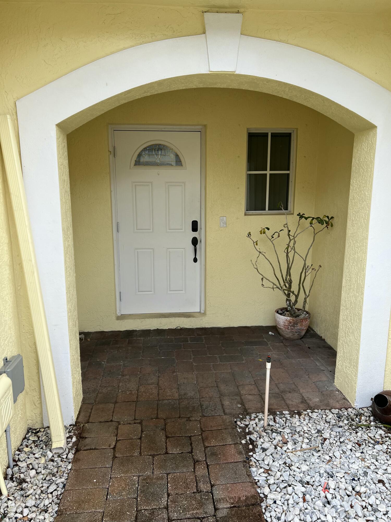 1190 Imperial Lake Road, West Palm Beach, Palm Beach County, Florida - 2 Bedrooms  
2.5 Bathrooms - 